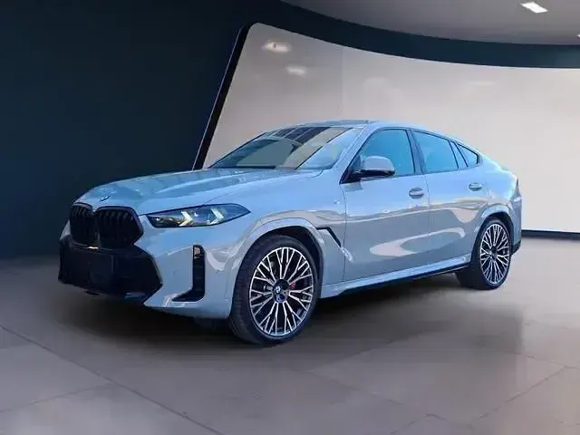 Gebraucht BMW X6 M Sport 352 PS (258 kW) 2025 Grau SUV