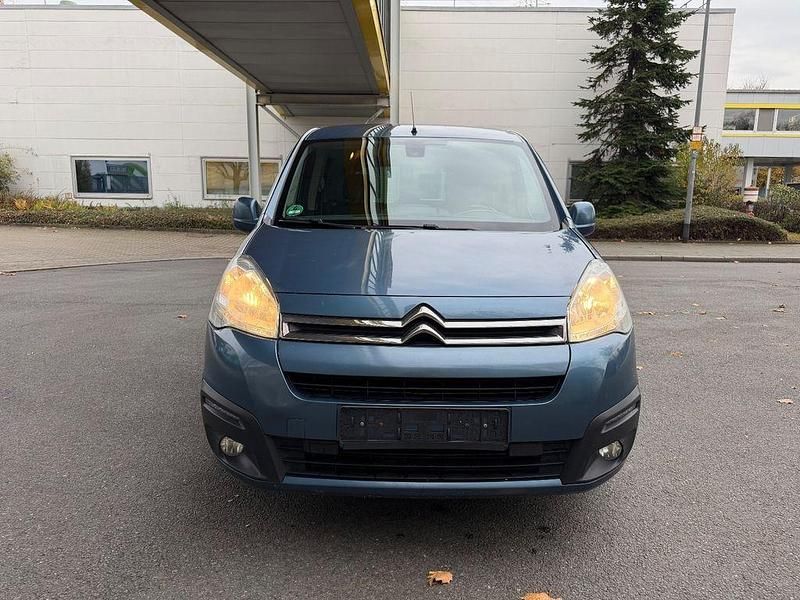 Gebraucht Citroën Berlingo SELECTION 109 PS (80 kW) 2003 Rot Van / Kleinbus