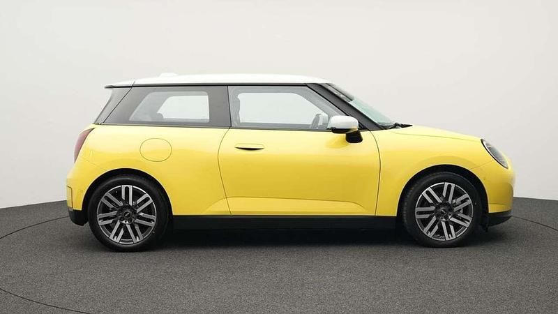 Gebraucht Mini Cooper Classic 135 kW (184 PS) 2024 Gelb Kleinwagen
