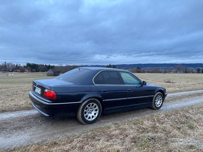 Gebraucht BMW 728 193 PS (141 kW) 1998 Blau Limousine