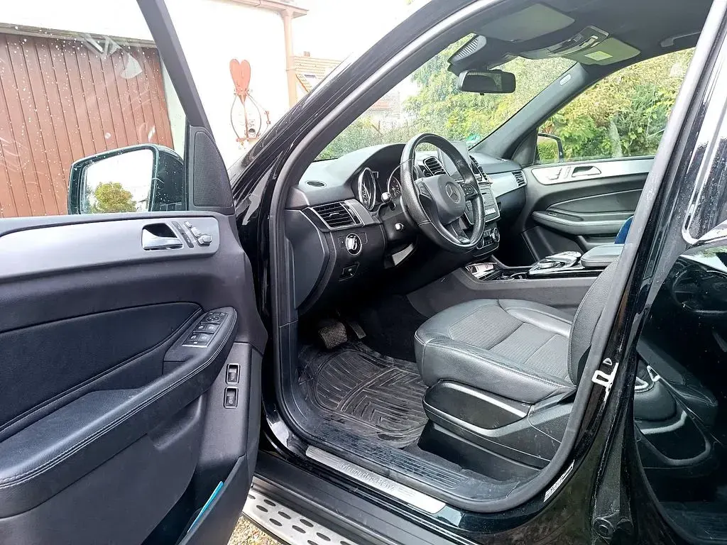 Gebraucht Mercedes GLE350 258 PS (189 kW) 2015 Schwarz SUV