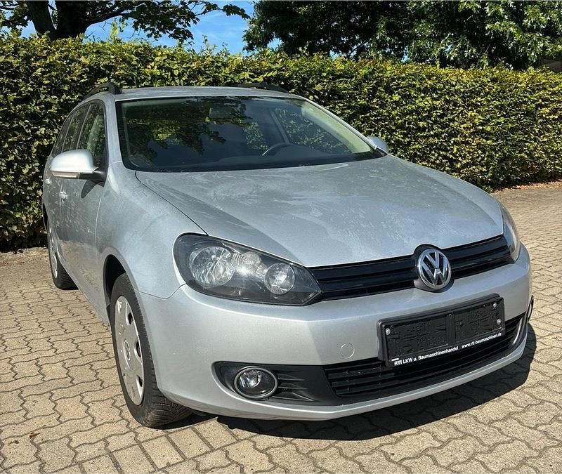 Silber Gebraucht 2012 VW Golf VI Kombi | 2.990 € (Superpreis) - Bild 1/4