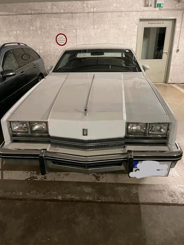 Gebraucht 1985 Oldsmobile Toronado Limousine | 7.999 € - Bild 1/4