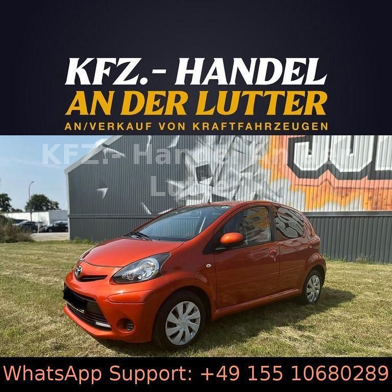 Orange Gebraucht 2013 Toyota Aygo Cool Kleinwagen | 4.790 € (Fairer Preis) - Bild 1/4