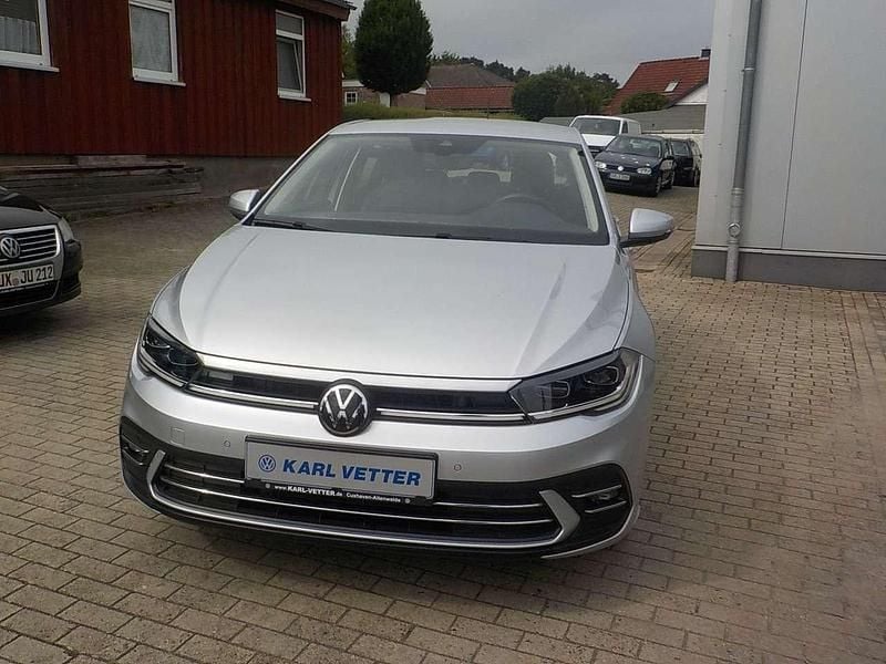 Reflexsilber Gebraucht 2023 VW Polo Style Kleinwagen | 18.900 € (Fairer Preis) - Bild 1/4