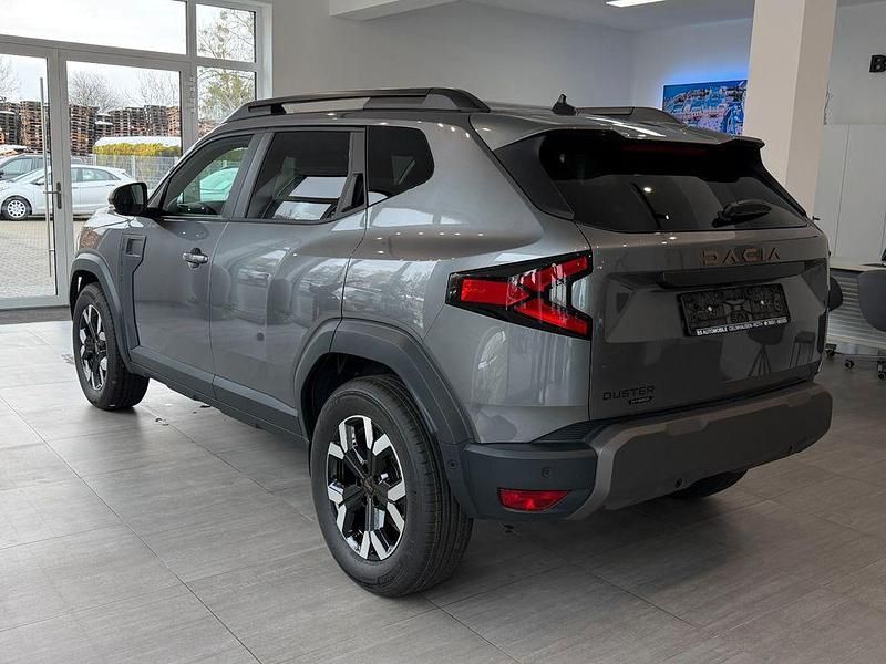 Neu Dacia Duster Extreme 140 PS (102 kW) 2025 Dolomitgrau SUV