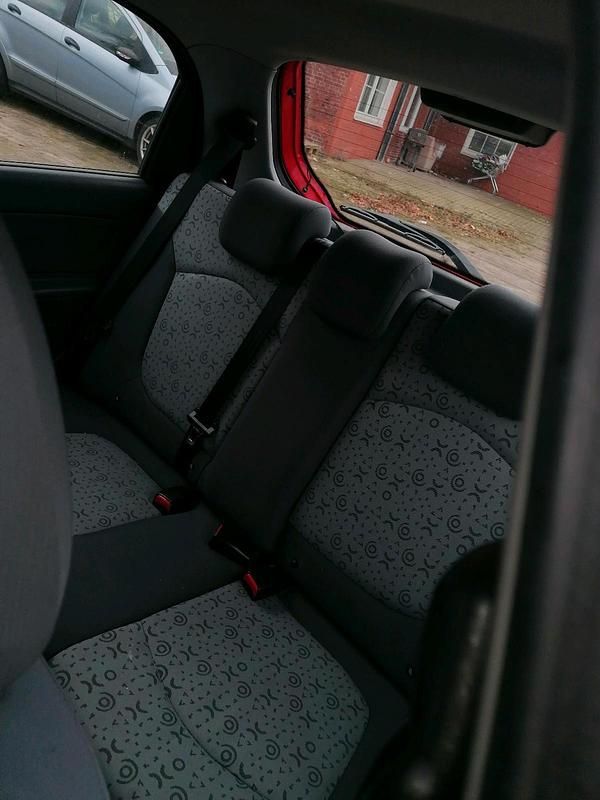 Gebraucht Chevrolet Matiz 60 PS (44 kW) 2009 Rot Kleinwagen