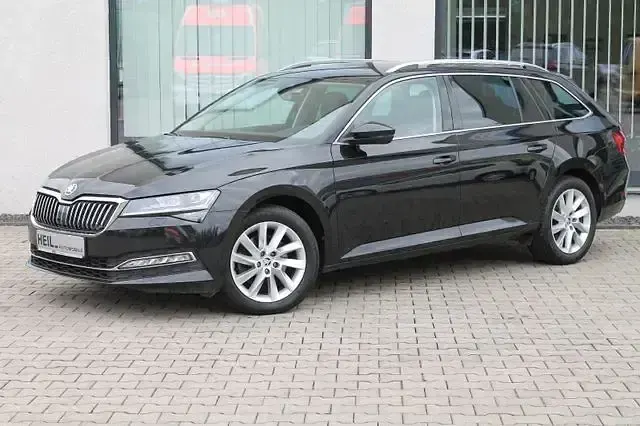Gebraucht Skoda Superb Style 200 PS (147 kW) 2023 Schwarz Kombi
