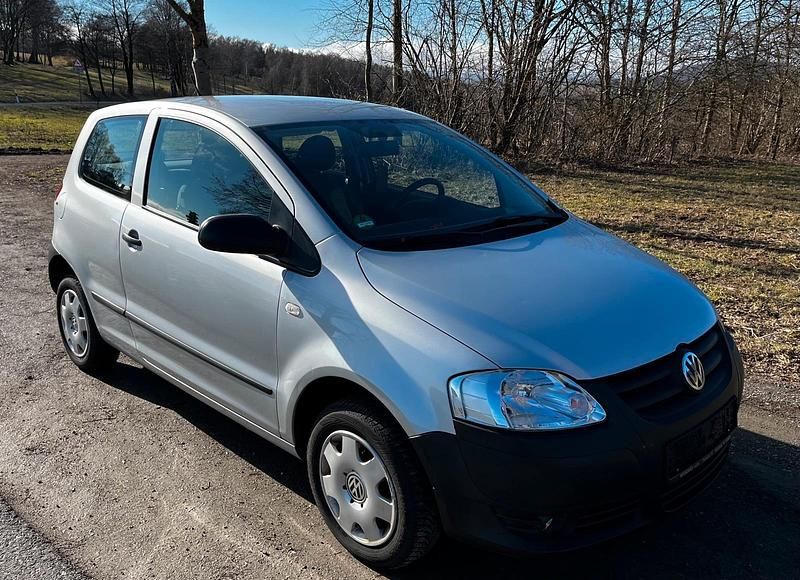 Gebraucht VW Fox 55 PS (40 kW) 2007 Silber Kleinwagen
