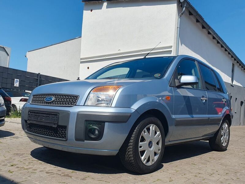 Blau Gebraucht 2006 Ford Fusion Fun X Limousine | 3.790 € (Fairer Preis) - Bild 1/4