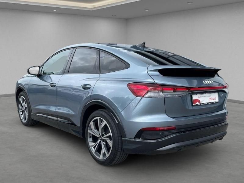 Gebraucht Audi e-tron 150 kW (204 PS) 2022 Geysirblau (metallic) SUV