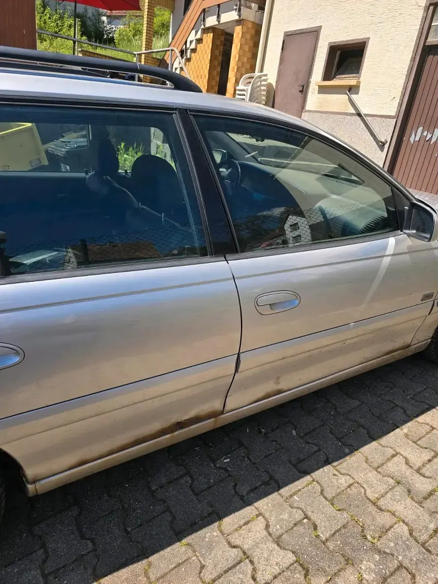 Gebraucht Opel Omega 147 PS (108 kW) 2002 Silber Kombi