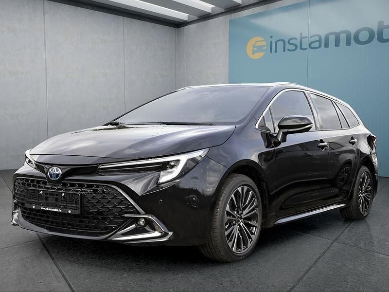 Schwarz Neu 2024 Toyota Corolla Kombi | 32.549 € - Bild 1/4