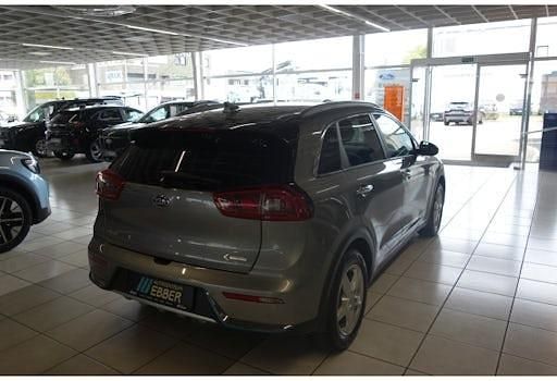 Gebraucht Kia Niro Spirit 141 PS (103 kW) 2018 Grau SUV
