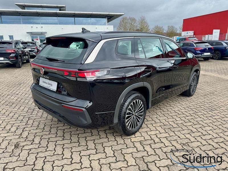 Gebraucht VW Tayron Life 193 PS (141 kW) 2025 Grenadillschwarz SUV
