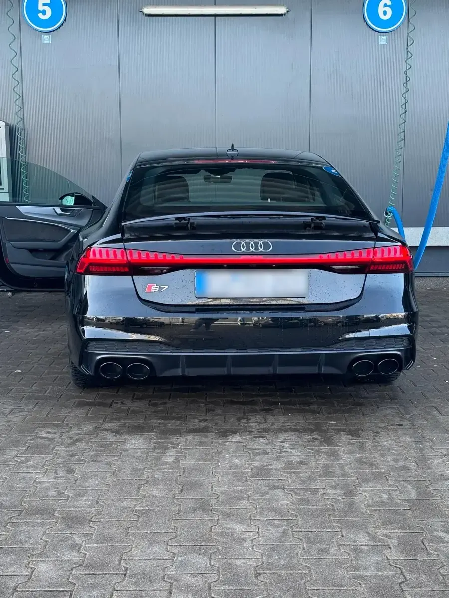 Gebraucht Audi S7 349 PS (256 kW) 2020 Schwarz Kleinwagen