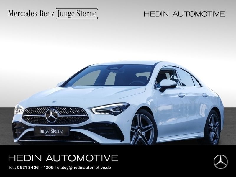 Digitalweiß Gebraucht 2024 Mercedes CLA200 AMG Limousine | 35.796 € (Guter Preis) - Bild 1/4
