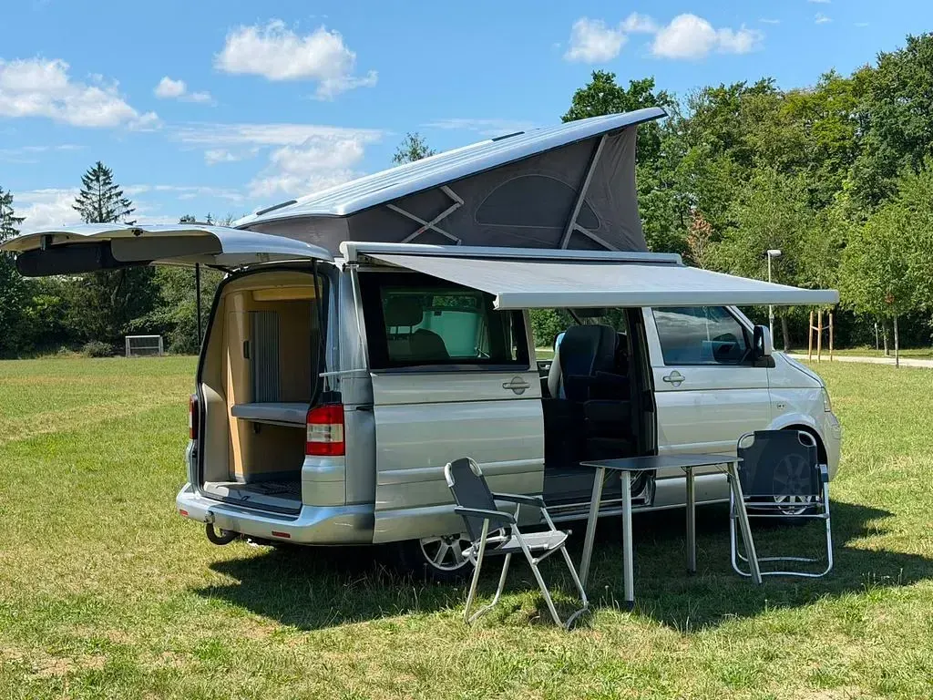 Gebraucht VW T5 California 174 PS (127 kW) 2006 Silber Van