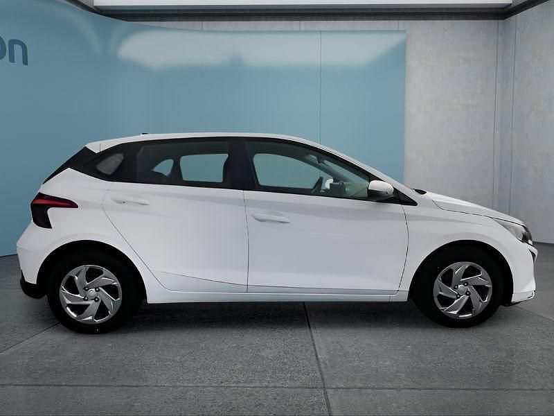 Neu Hyundai i20 101 PS (74 kW) 2025 Weiß Kleinwagen