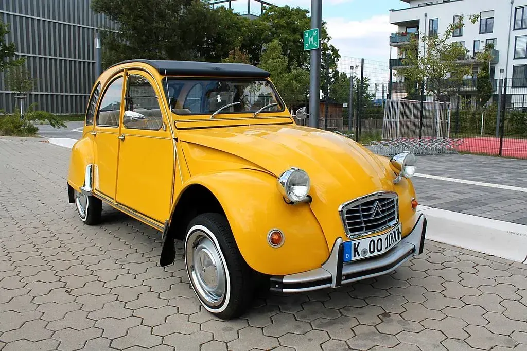Gebraucht Citroën 2CV 29 PS (21 kW) 1983 Gelb Limousine