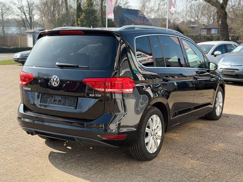 Gebraucht VW Touran Highline 150 PS (110 kW) 2016 Schwarz Van / Kleinbus
