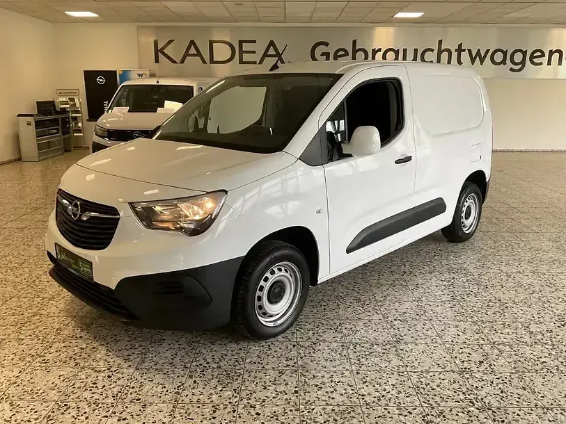 Używany Opel Combo Edition 2021 Biały Minivan