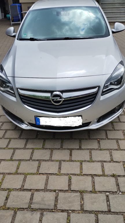 Silber Gebraucht 2016 Opel Insignia Edition Limousine | 4.999 € (Superpreis) - Bild 1/4
