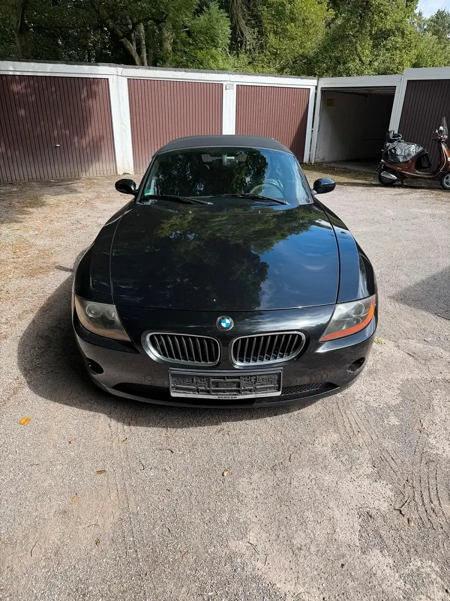 Gebraucht BMW Z4 170 PS (125 kW) 2003 Schwarz Cabrio