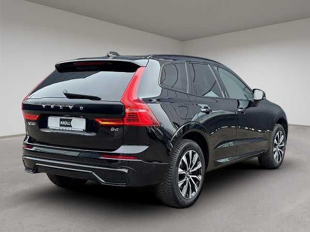 Gebraucht Volvo XC60 Plus 197 PS (144 kW) 2024 Schwarz SUV