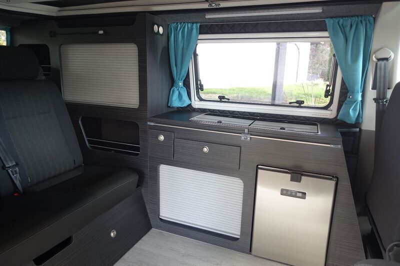 Gebraucht VW T6.1 110 PS (80 kW) 2021 Grau Van