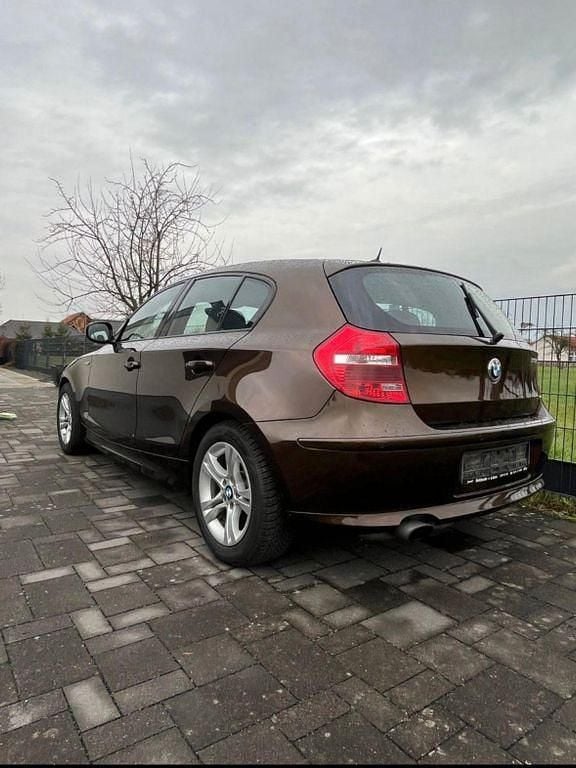 Second-hand BMW 116 122 CP (89 kW) 2011 Maro Hatchback