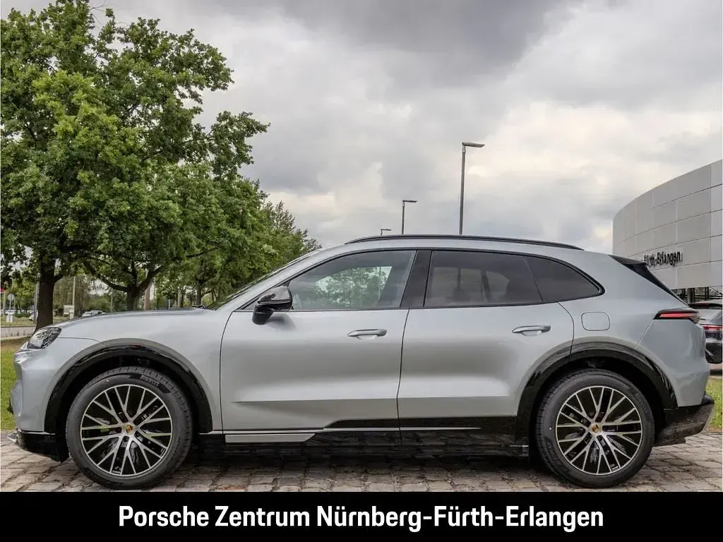 Gebraucht Porsche Cayenne S Electric 489 kW (666 PS) 2026 Silber SUV