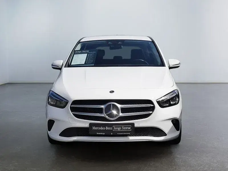Gebraucht Mercedes B250e Progressive 218 PS (160 kW) 2022 Weiß Kleinwagen
