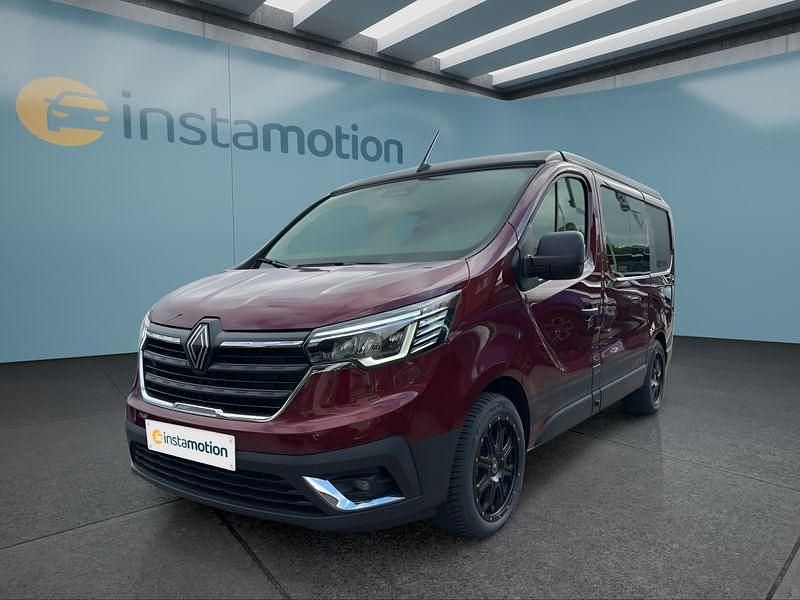 Gebraucht Renault Trafic 150 PS (110 kW) 2024 Rot Van / Kleinbus