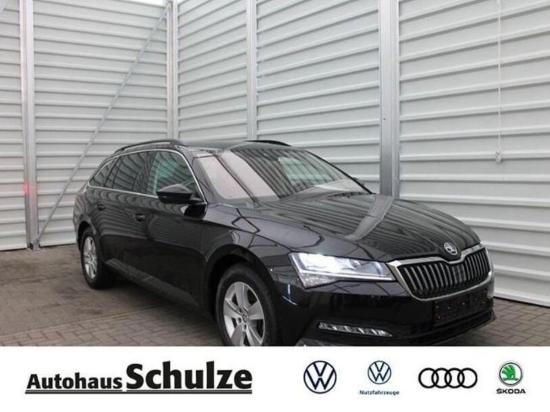 Gebraucht Skoda Superb Ambition 150 PS (110 kW) 2022 Schwarz Kombi