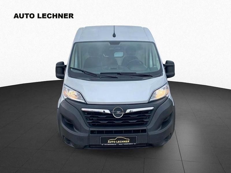 Gebraucht Opel Movano 140 PS (102 kW) 2023 Silber Van