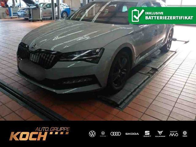 Steelgrau Gebraucht 2021 Skoda Superb SportLine Kombi | 26.330 € (Guter Preis) - Bild 1/2