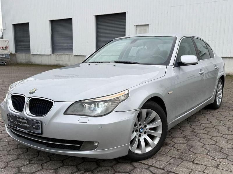 Silber Gebraucht 2007 BMW 520 Limousine | 4.450 € (Fairer Preis) - Bild 1/4