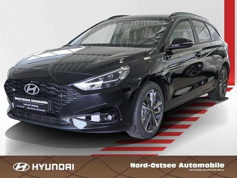 Neu Hyundai i30 Advantage 101 PS (74 kW) 2026 Abyss black Kombi