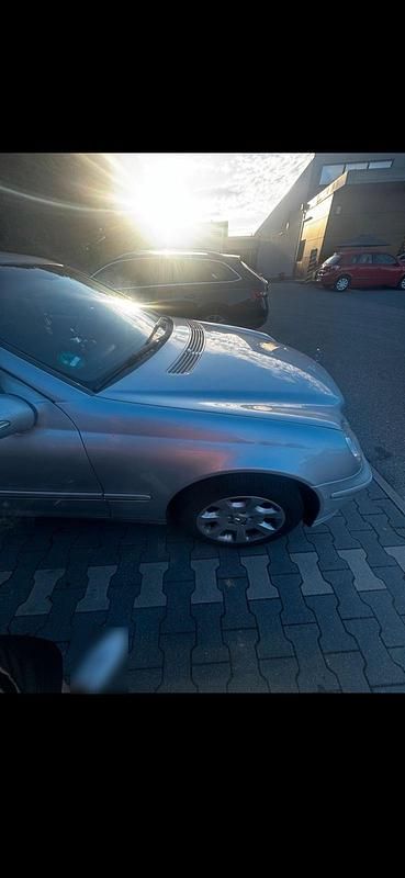 Gebraucht Mercedes C200 163 PS (119 kW) 2004 Silber Limousine