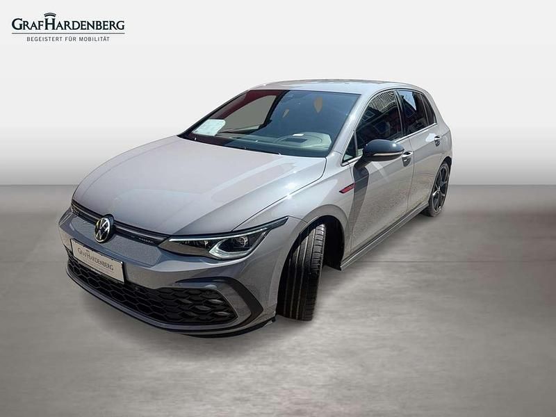 Grau Gebraucht 2022 VW Golf VIII Style Limousine | 26.444 € (Guter Preis) - Bild 1/4
