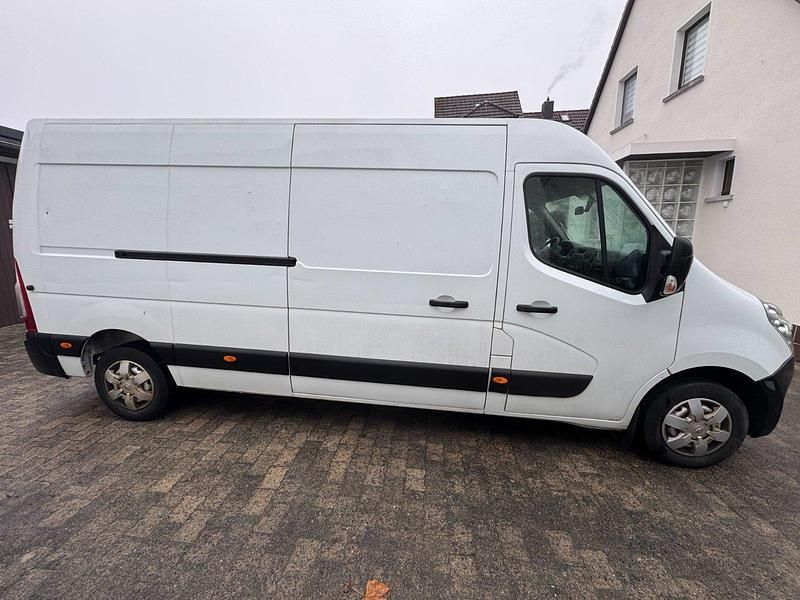 Gebraucht Opel Movano 131 PS (96 kW) 2017 Weiß Van / Kleinbus