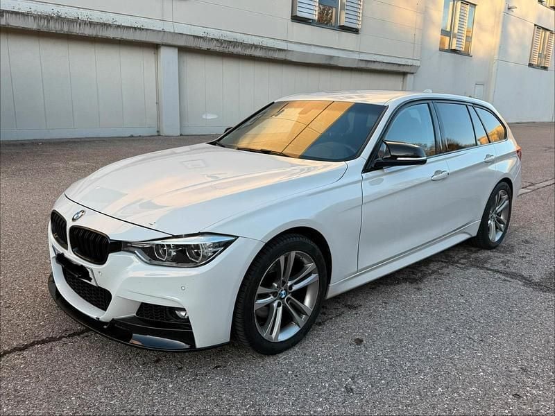 Gebraucht BMW 330 M Sport 256 PS (188 kW) 2017 Weiß Kombi