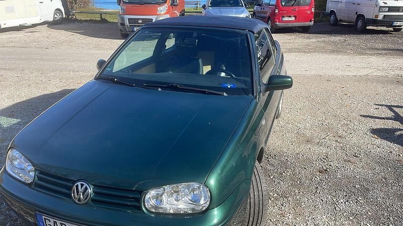 Grün Gebraucht 1997 VW Golf Cabriolet Cabrio | 2.400 € (Fairer Preis) - Bild 1/4