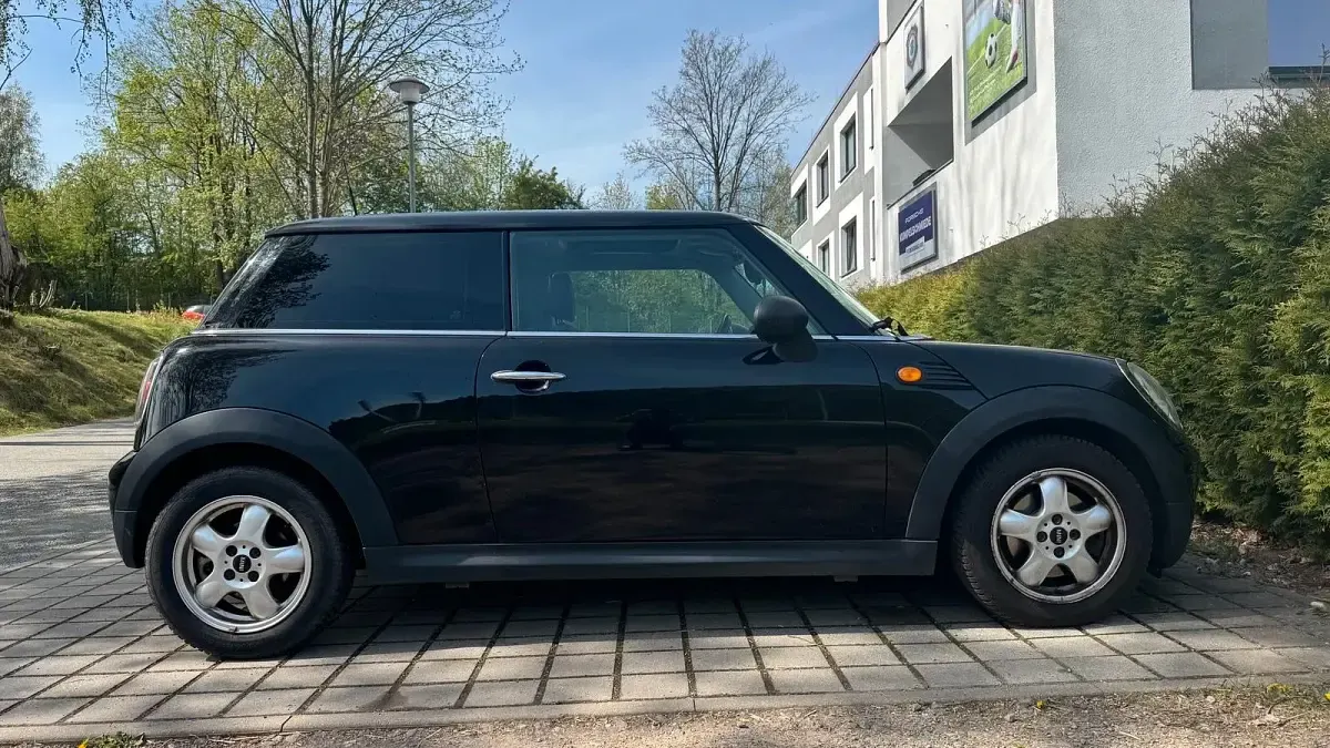 Usata Mini ONE 95 CV (69 kW) 2009 Nero Utilitaria