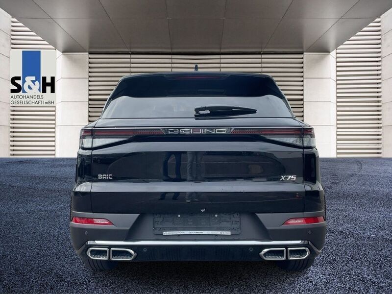 Gebraucht Baic X75 177 PS (130 kW) 2025 Schwarz SUV