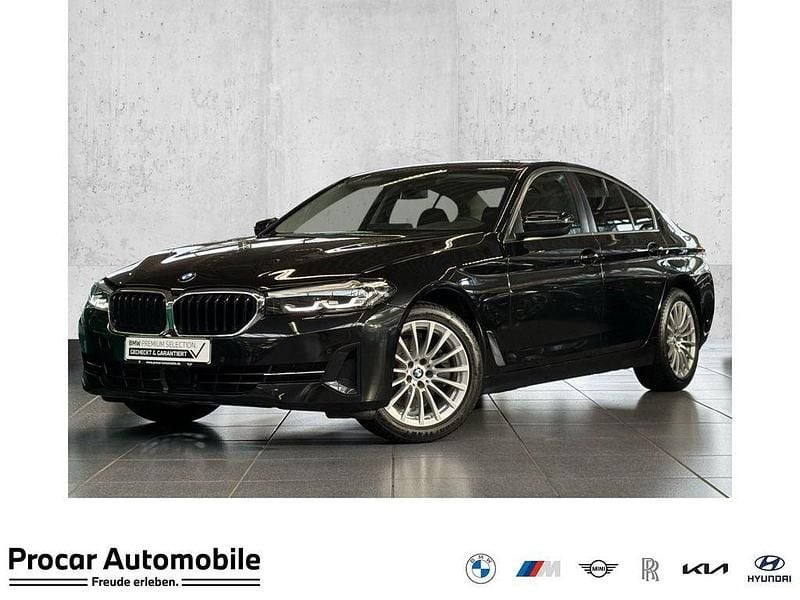 Schwarz Gebraucht 2022 BMW 520 Limousine | 34.390 € (Fairer Preis) - Bild 1/4
