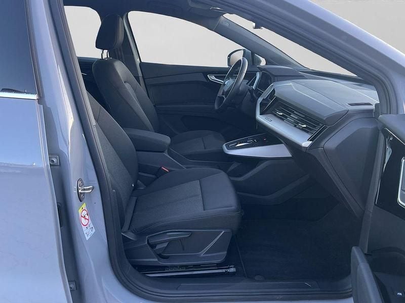Gebraucht Audi Q4 e-tron S-Line 125 kW (170 PS) 2023 Grau SUV