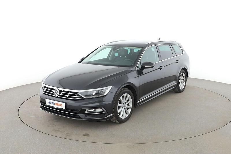 Gebraucht VW Passat Highline 150 PS (110 kW) 2019 Grau Kombi