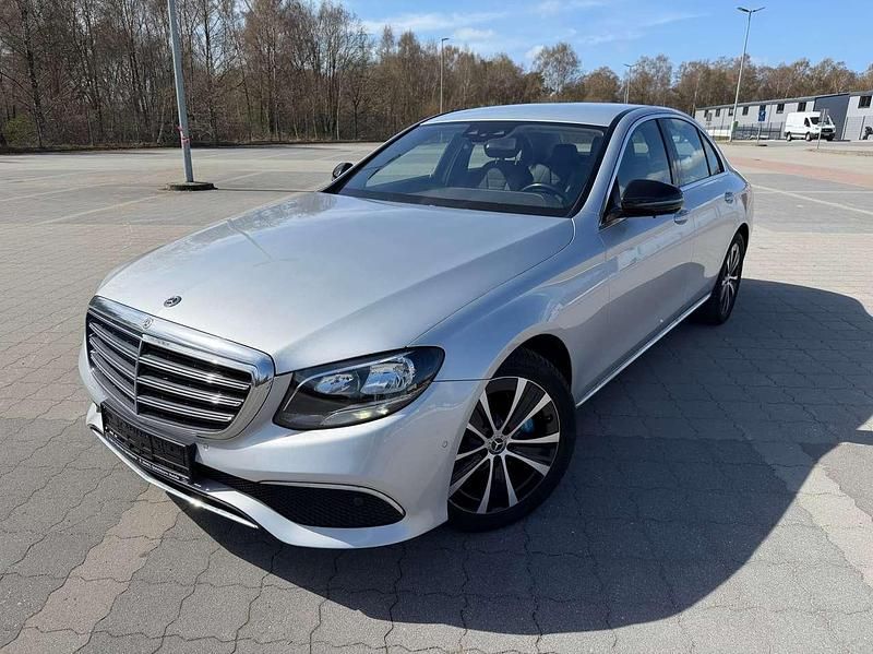Gebraucht Mercedes E350 286 PS (210 kW) 2018 Iridiumsilber  metalliclack Limousine